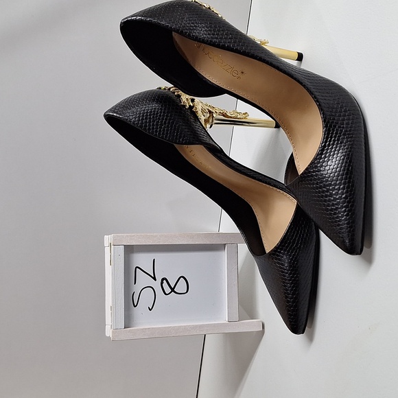 Shoe Dazzle Shoes - #ACZ Shoedazzle heels, sz 8